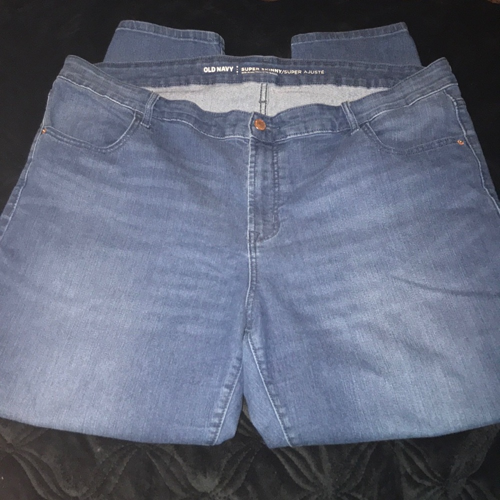 Old Navy Mid Rise - Picture 3 of 6